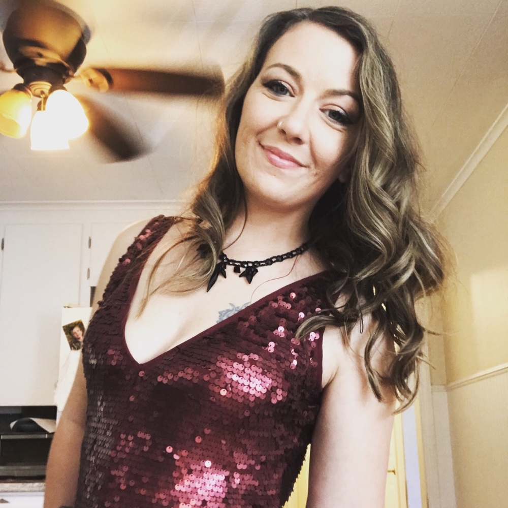 Meet your Posher, Nicole